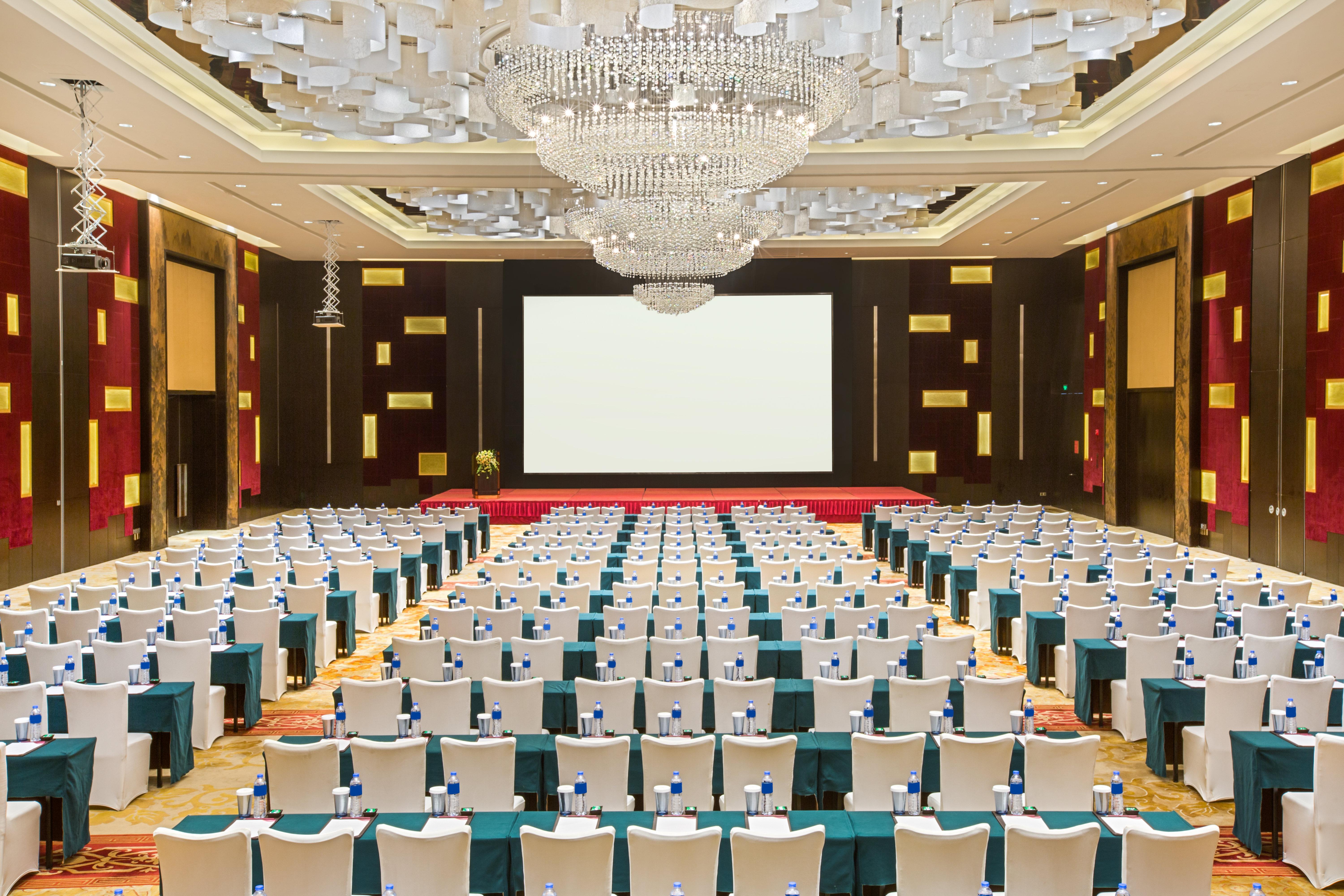 Crowne Plaza Guangzhou Huadu By Ihg - Free Shuttle Bus Between Hotel To Exhibition Center During Canton Fair Exterior foto