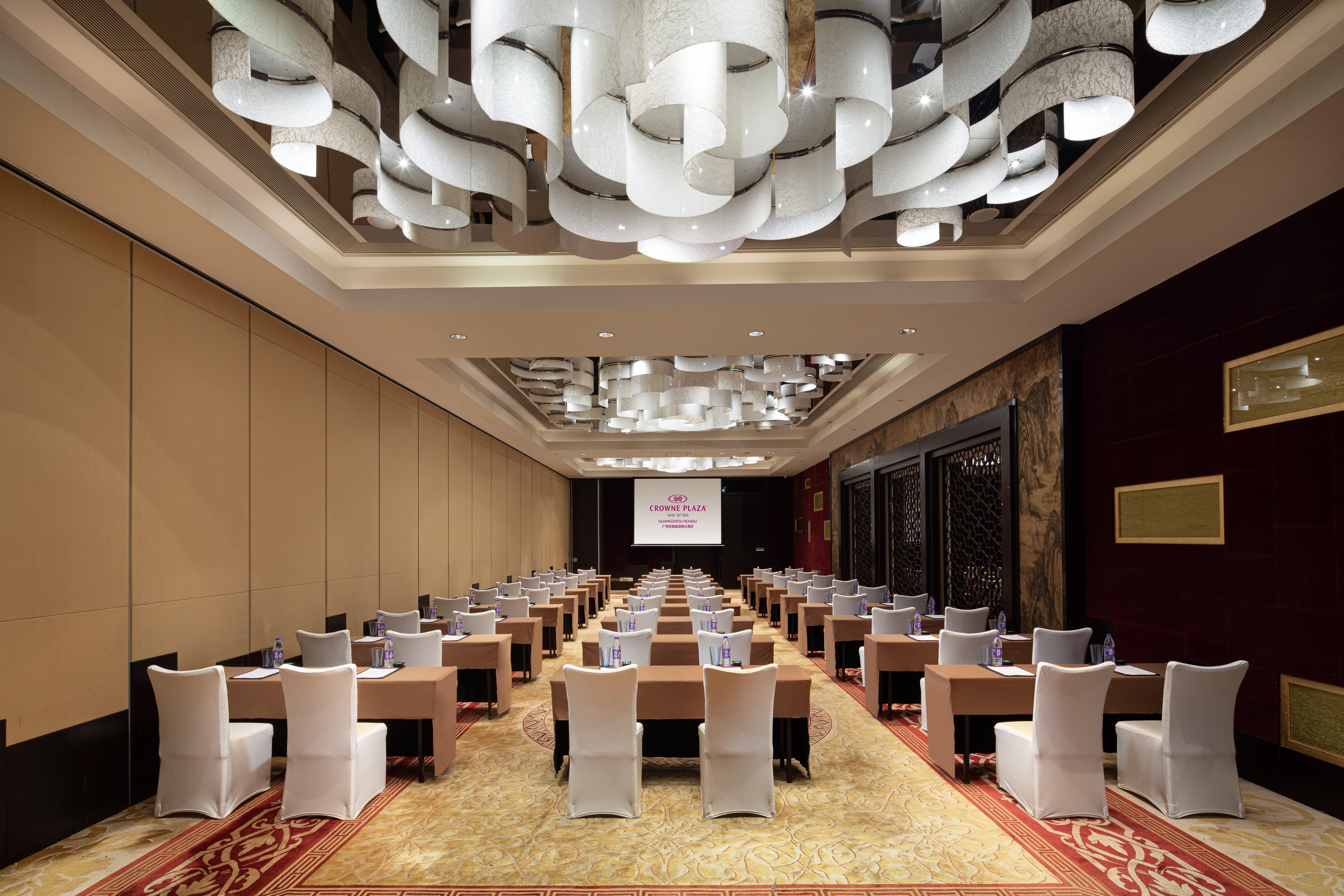 Crowne Plaza Guangzhou Huadu By Ihg - Free Shuttle Bus Between Hotel To Exhibition Center During Canton Fair Exterior foto